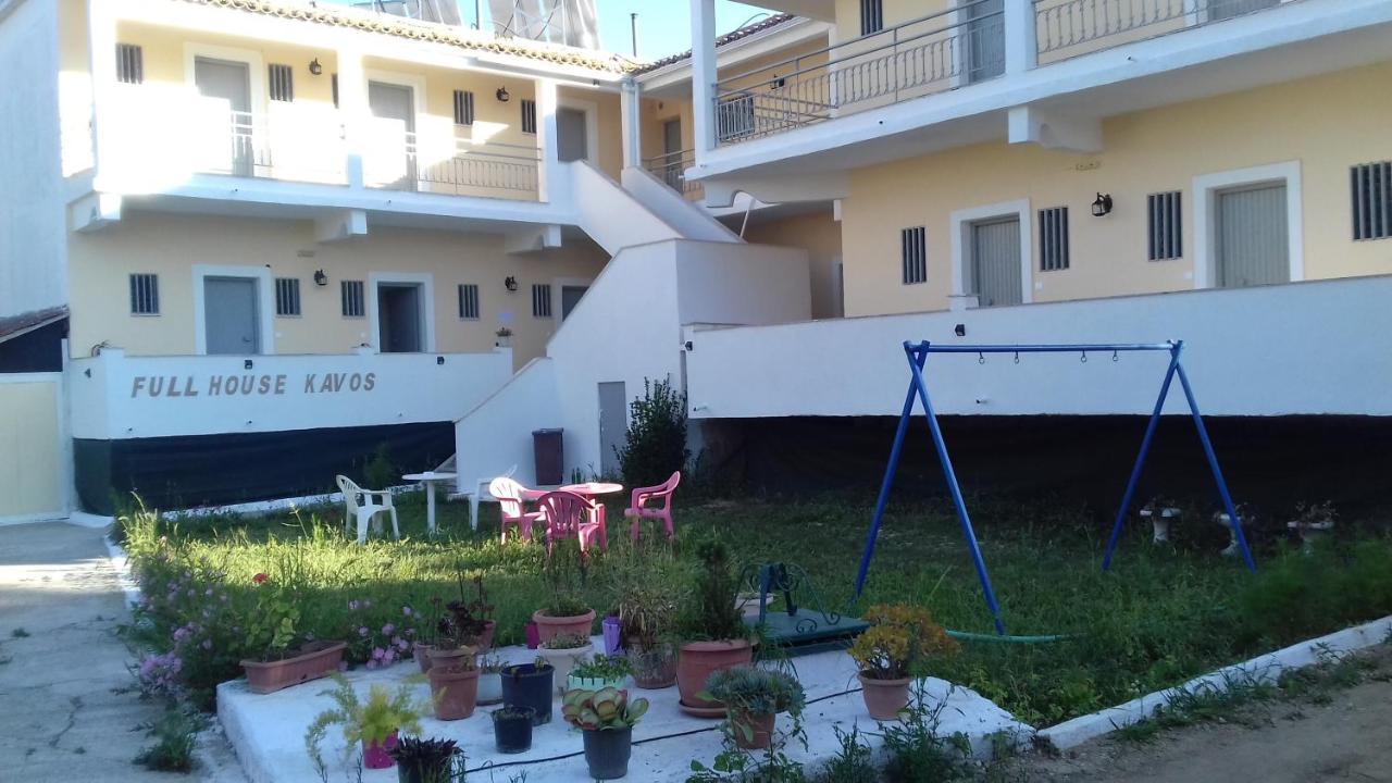 Full House Kavos Hotel ภายนอก รูปภาพ